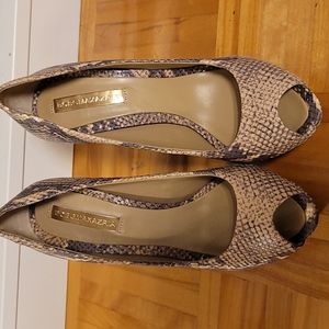 BCBGMaxazria open toes heels!